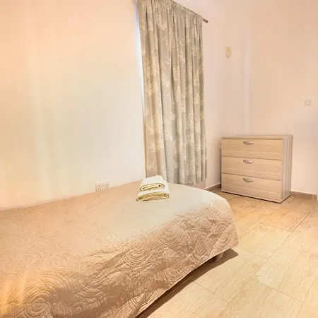 Apartment Charming 3br Maisonette Sliema