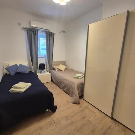 Apartment Charming 3br Maisonette Sliema