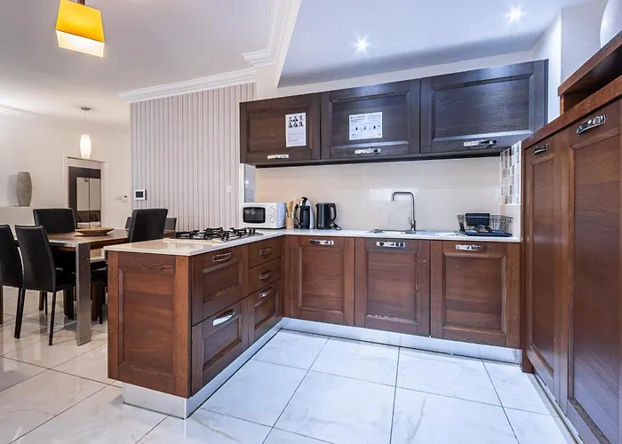 Appartamento Charming 3br Maisonette *