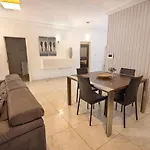 Lägenhet Charming 3br Maisonette