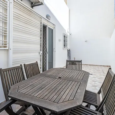 Charming 3br Maisonette 公寓 *